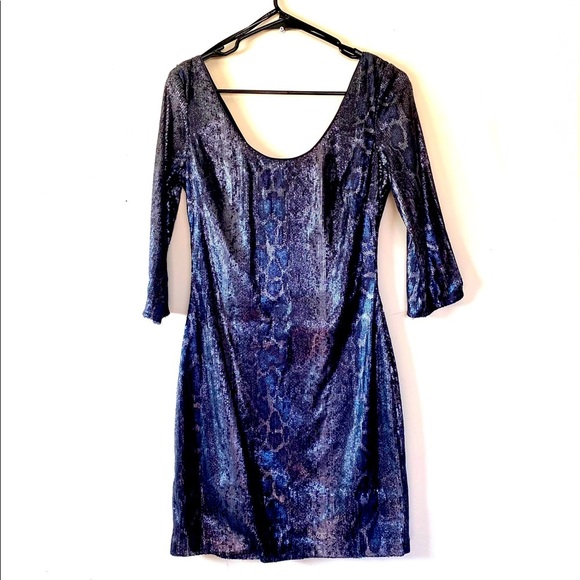 GUESS ⭐️sequin dress - Picture 1 of 6